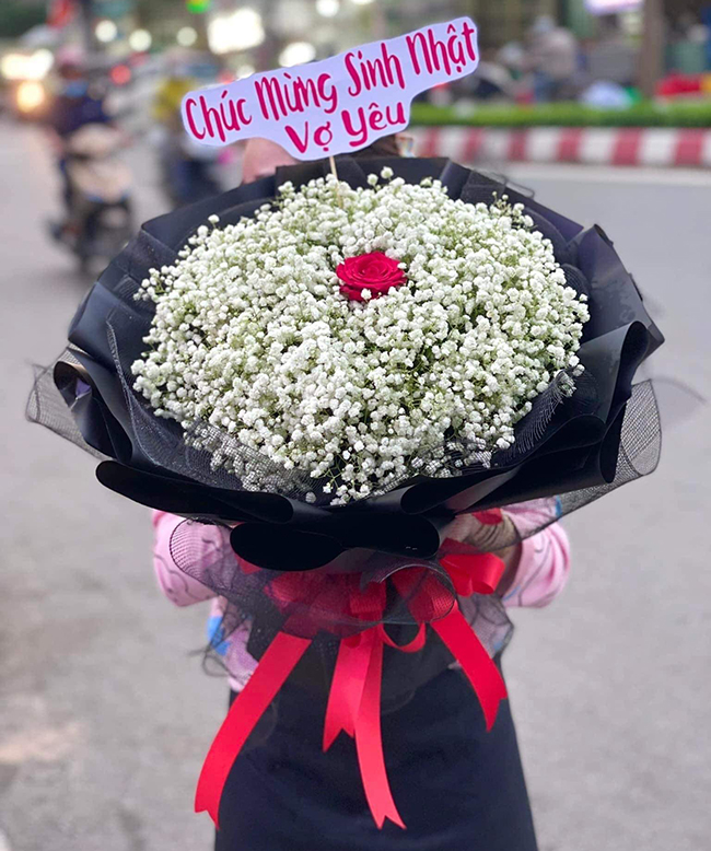 Hoa sinh nhật sang trọng Hoa sinh nhật sang trọng